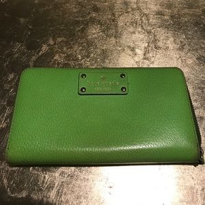 Kate Spade Lacey Wallet in Neon Green